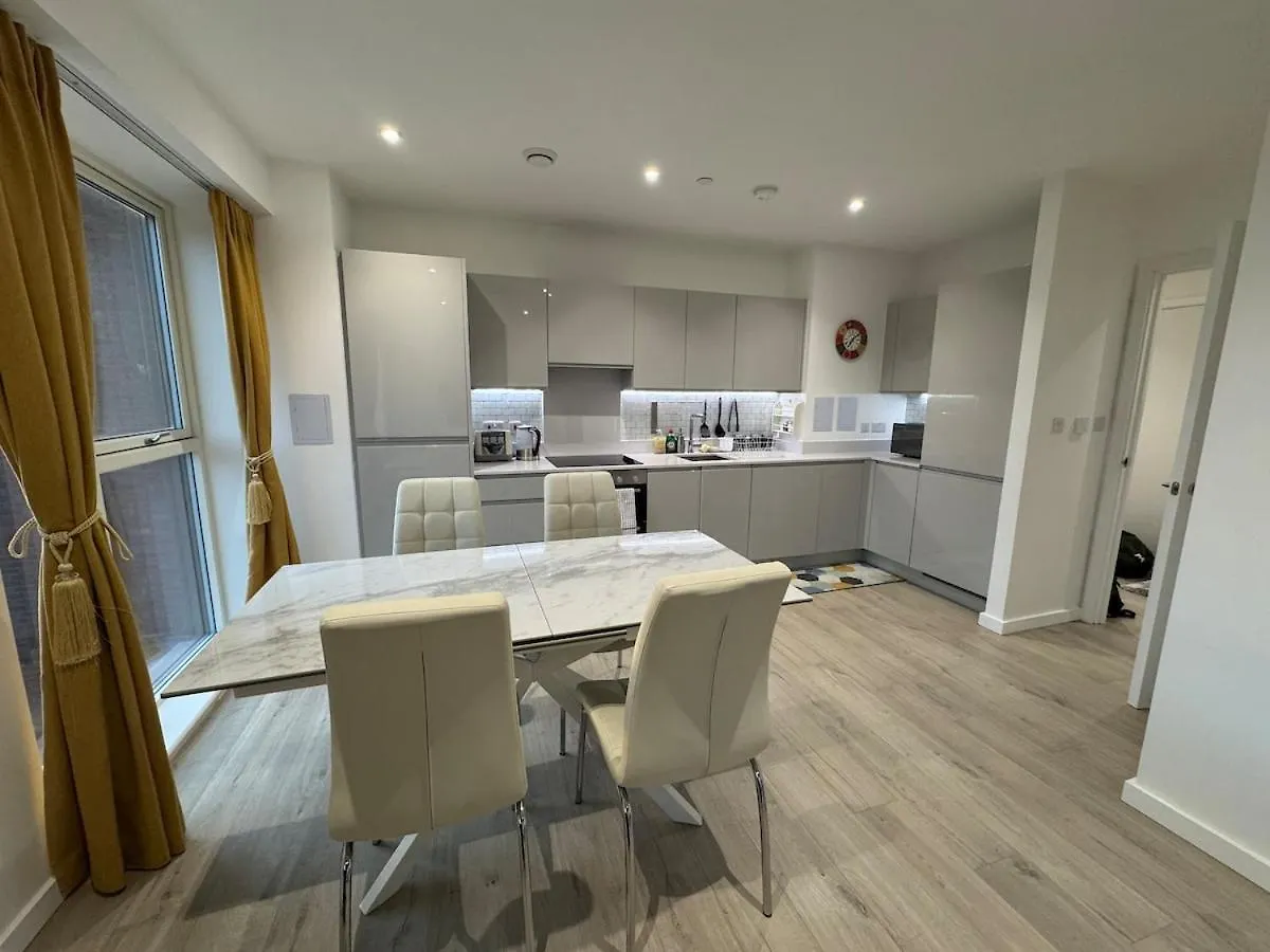 Luxury Effra Gardens, Canning Town 6 3Bdr 2Bth London 0*,  Egyesült Királyság