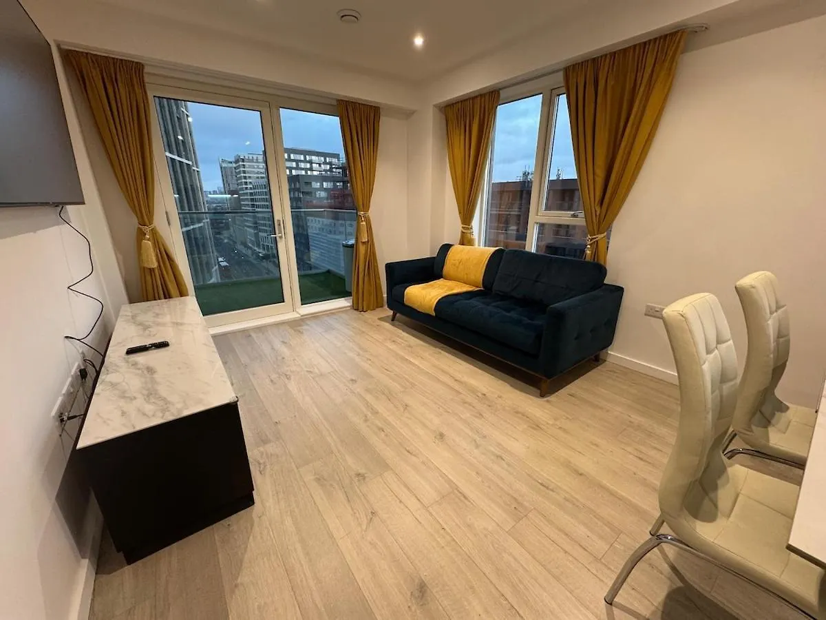 Luxury Effra Gardens, Canning Town 6 3Bdr 2Bth London 0*,  Egyesült Királyság