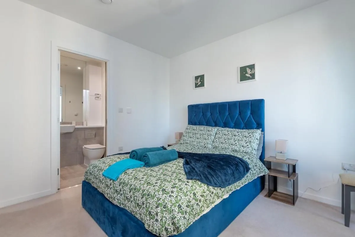 Apartman Luxury Effra Gardens, Canning Town 6 3Bdr 2Bth London
